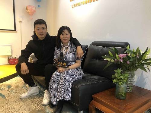 邵总刘导合照.jpg